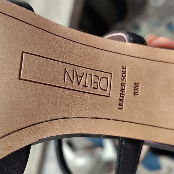 Deltan Pointed Toe Leather Heels In Black Size Women's 10 - Picture 11 of 13